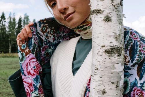 Tren Syal Printing dengan Motif Unik yang Cocok untuk Berbagai Gaya Berbusana